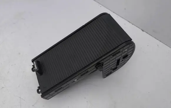 Hyundai i40 Dashboard storage box/compartment 846703Z000