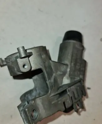 Volkswagen Golf III Ignition lock 357905851A 290596