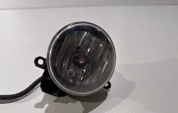 Toyota Auris E180 Front fog light 90008497 8122002110