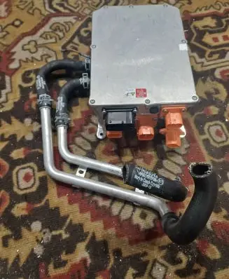 Porsche Cayenne (92A) Voltage converter/converter module 5QE915682P 10128779 150J50000X