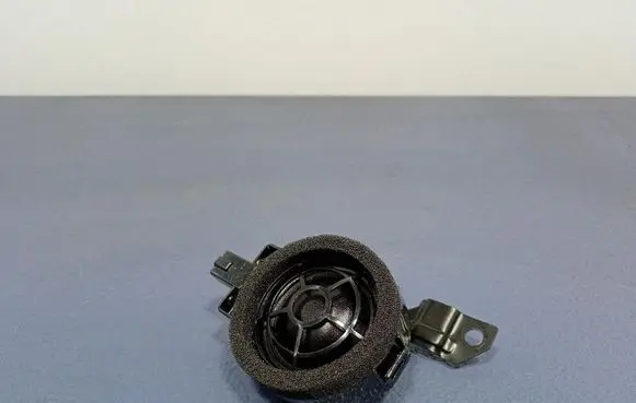 Audi Q7 4L Subwoofer speaker 4M0035399P