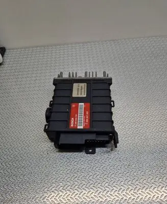Volkswagen Golf II Engine control unit/module 0280000701 8E5907403 855907403