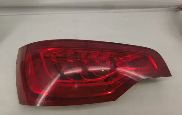 Audi Q7 4L Rear/tail lights 4L0945093F AU716I2