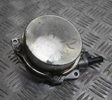 Audi A6 S6 C6 4F Vacuum pump 700906100 057145100AE