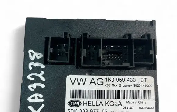 Skoda Octavia Mk2 (1Z) Other control units/modules 1K0959433BT