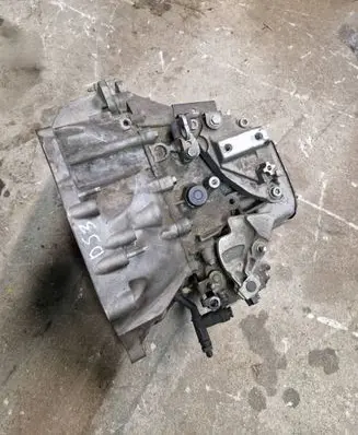 Citroen DS3 Manual 6 speed gearbox 0980236