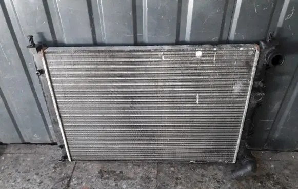 Alfa Romeo 147 Coolant radiator