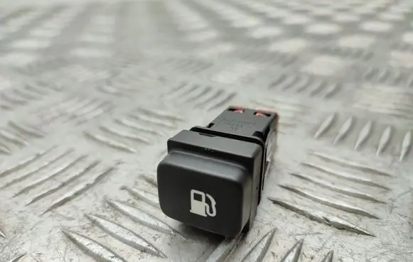 Citroen C4 Grand Picasso Fuel tank opening switch 96530658XT