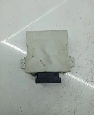 Toyota Avensis T250 Window wiper relay 150696