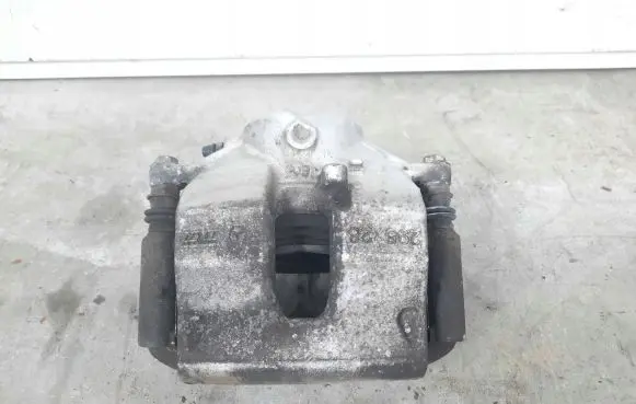 Mercedes-Benz E W212 Front brake caliper
