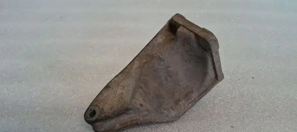 Audi 80 90 B3 Rear differential/diff mount bracket 893599132