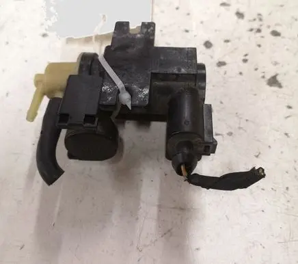 Volvo XC60 Turbo solenoid valve 31293964 70232502