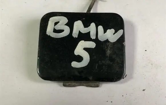BMW 5 E39 Front tow hook cap/cover 81593531