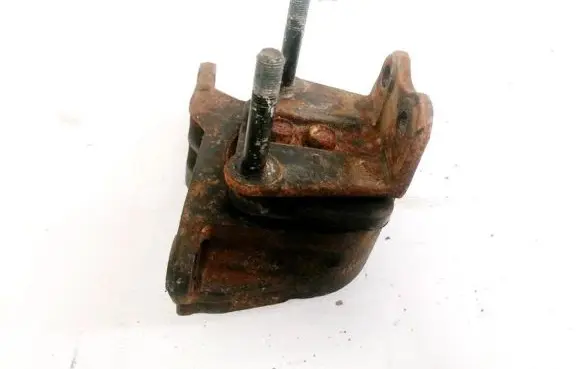 Hyundai Santa Fe Engine mount bracket