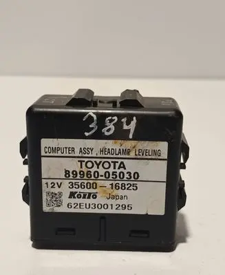 Toyota Avensis T250 Light module LCM 8996005030 62EU3001295 3560016825