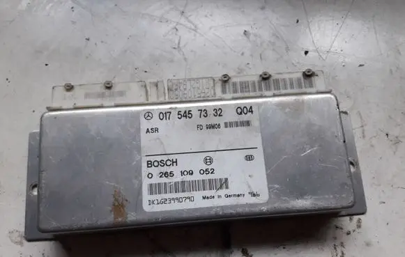Mercedes-Benz E W210 ABS control unit/module 0265109052