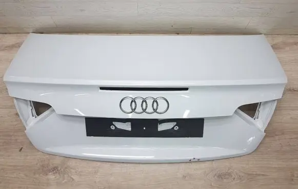 Tailgate/trunk/boot lid