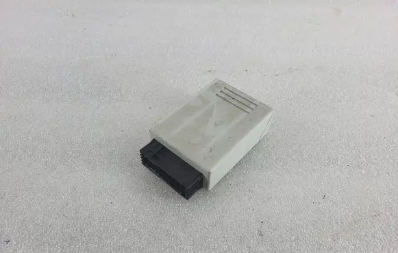 BMW 7 E65 E66 Tire pressure control unit 6762257 400000384