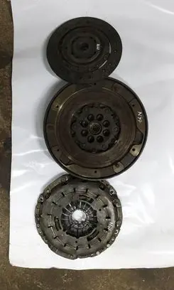BMW 1 E81 E87 Clutch set kit 415055210 323078710