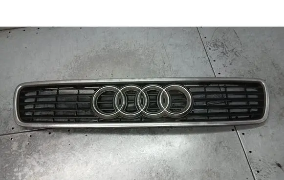 Audi A4 S4 B5 8D Front grill 8D0853651J