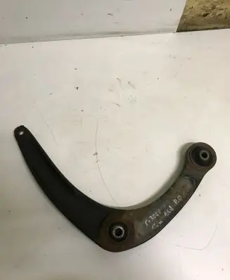 Peugeot 3008 I Front lower control arm/wishbone 833548