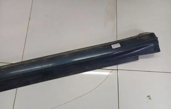 Mercedes-Benz A W169 Sill A1696102008