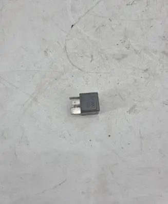 Audi Q7 4L Other relay 8D0951253 23134J52X30