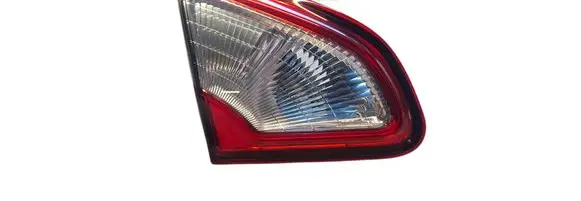 Nissan Qashqai Tailgate rear/tail lights B26555BR01A 89503189