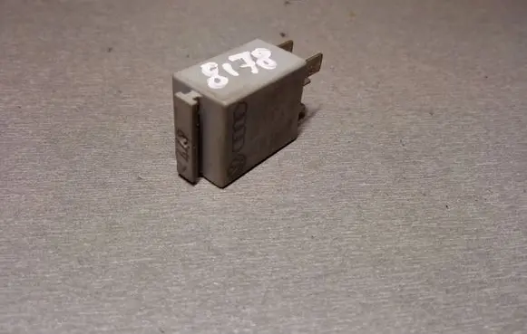 Volkswagen PASSAT B6 Other relay 1K0951253 V23374A1601X004