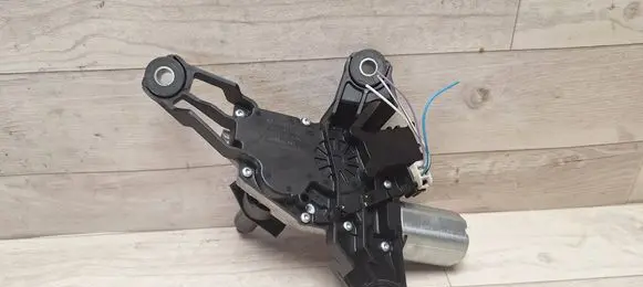 Toyota Yaris Rear window wiper motor 0390201825 060512001 851300D020D