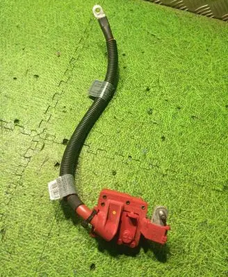 Positive cable (battery)