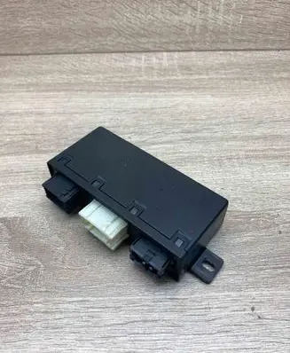 BMW 5 E39 Door control unit/module 6904255 689667 USED
