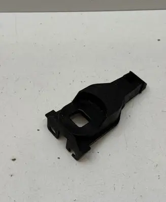 Porsche Macan (95B) Radiator mount bracket 95B121093A 05B121093A