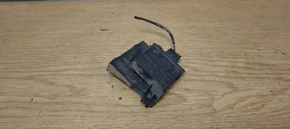 BMW X5 E70 Tire pressure control unit 6771042