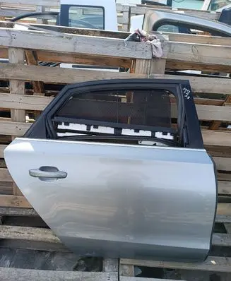 Audi A8 S8 D4 4H Rear door NOCODE