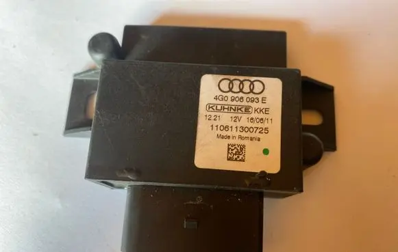 Audi A6 S6 C7 4G Fuel injection pump control unit/module 4G0906093E
