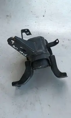 Toyota Auris E180 Engine mount bracket