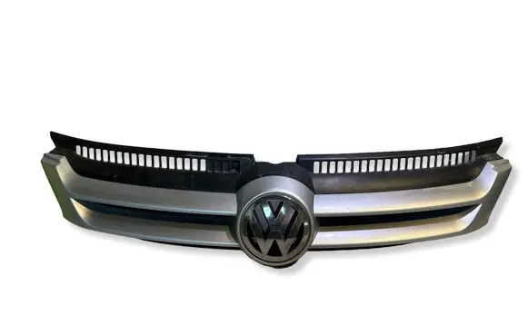 Volkswagen Golf Plus Front grill 5M0853655A