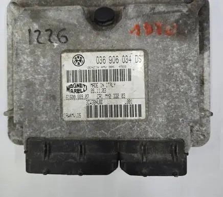 Seat Leon (1M) Engine control unit/module 036906034DS 6160066907 3CW3BNNBD