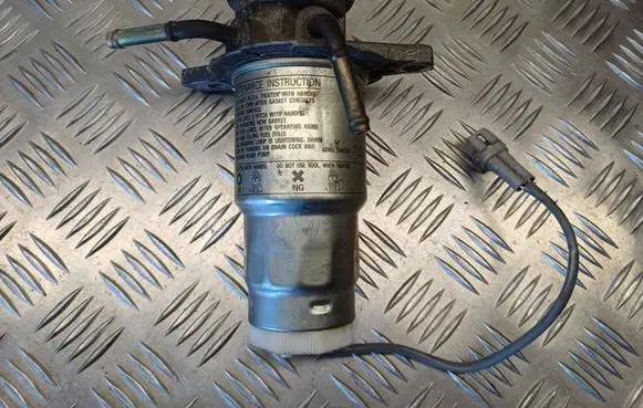 Toyota Avensis T220 Mechanical fuel pump 