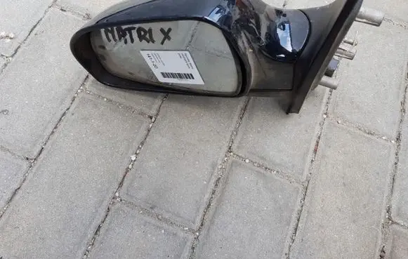 Hyundai Matrix Front door electric wing mirror