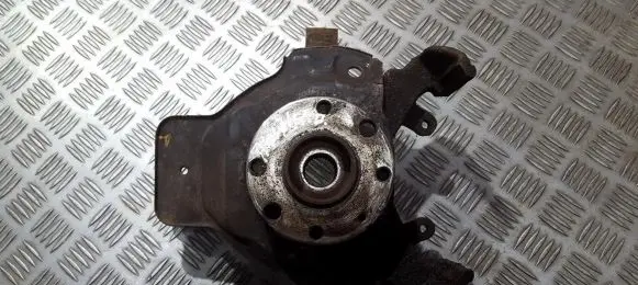 Opel Astra G Front wheel hub