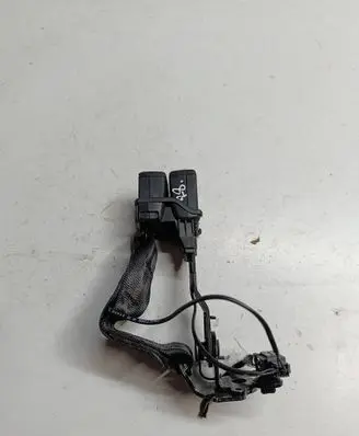 Audi Q2 - Rear seatbelt buckle 81A857739 34212149