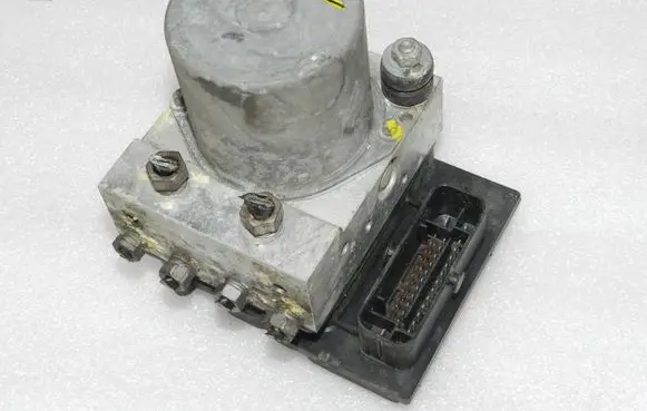 Citroen C5 ABS Pump 4541KL 4541GE