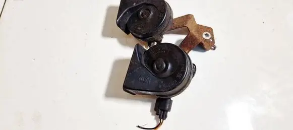 Ford Mondeo Mk III Horn signal e30055306