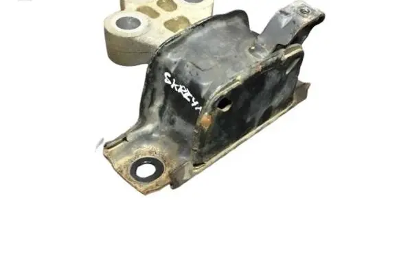 Fiat 500L Gearbox mounting bracket 50515483 160520143