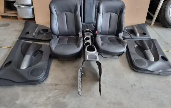 Nissan Juke I F15 Interior set 