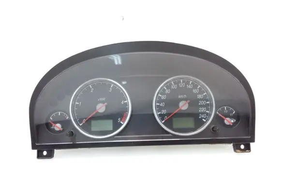 Ford Mondeo Mk III Speedometer (instrument cluster) 1S7F10849GE