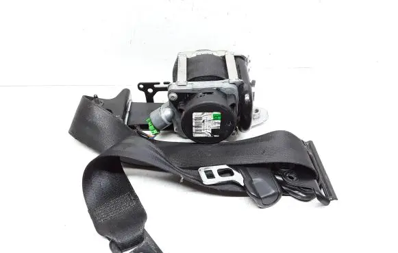 Volvo V60 Front seatbelt 39818843 P39818843