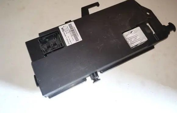 Renault Megane II Comfort/convenience module 8200357328